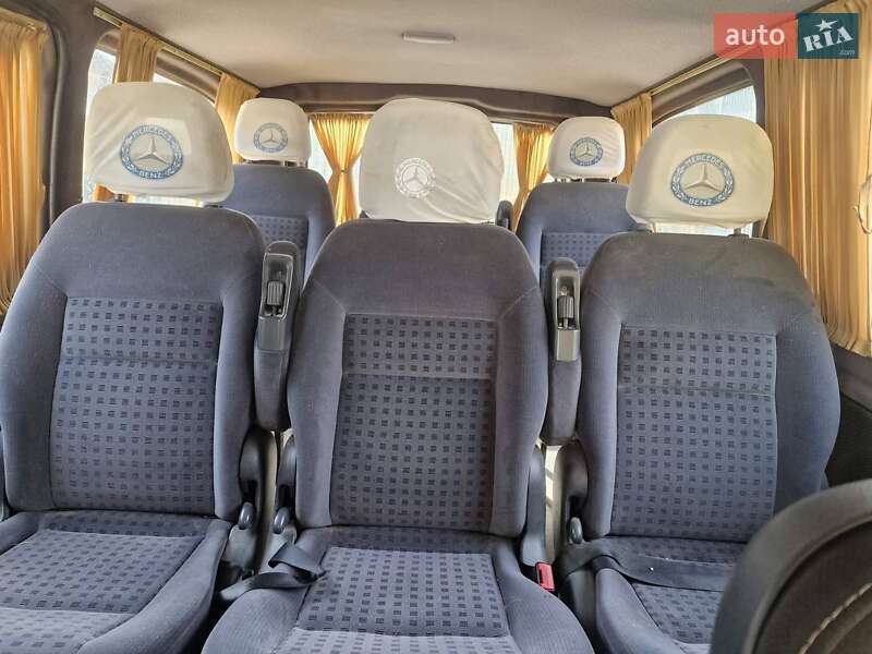 Минивэн Mercedes-Benz Vito 2005 в Кельменцах