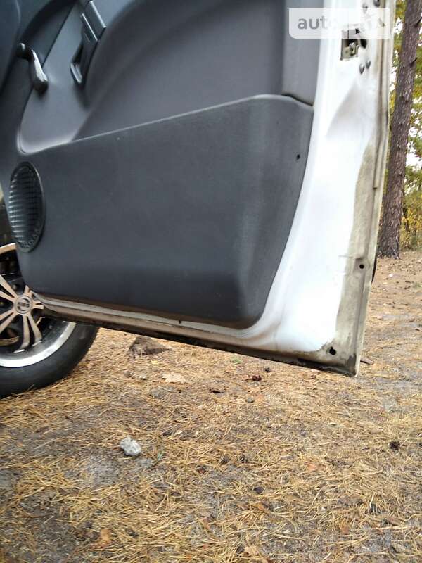 Мінівен Mercedes-Benz Vito 2001 в Житомирі фото 13 Мінівен Mercedes-Benz Vito 2001 в Житомирі