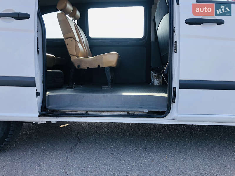 Минивэн Mercedes-Benz Vito 2006 в Березному