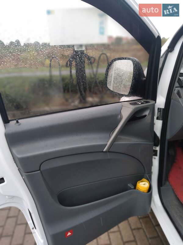 Мінівен Mercedes-Benz Vito 2006 в Виноградові