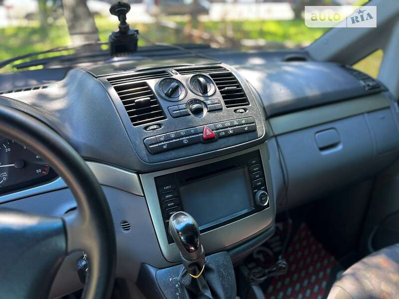 Минивэн Mercedes-Benz Vito 2009 в Киеве