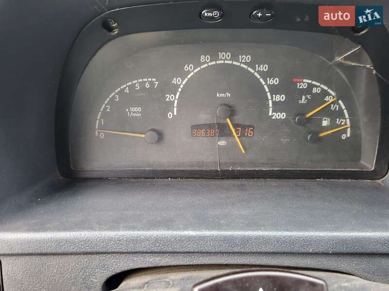 Минивэн Mercedes-Benz Vito 2002 в Ужгороде