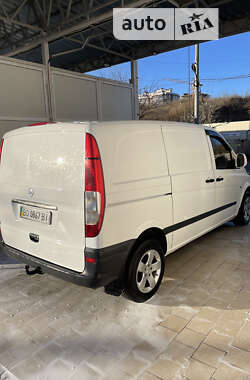 Вантажний фургон Mercedes-Benz Vito 2008 в 