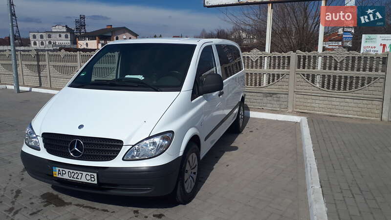 Мінівен Mercedes-Benz Vito 2004 в Запоріжжі