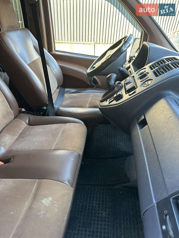 Минивэн Mercedes-Benz Vito 2000 в Тячеве фото 8 Минивэн Mercedes-Benz Vito 2000 в Тячеве