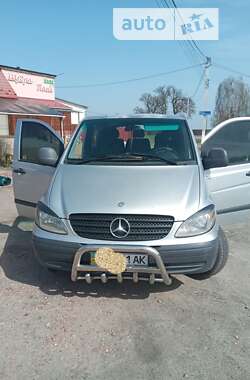 Грузопассажирский фургон Mercedes-Benz Vito 2004 в Киеве