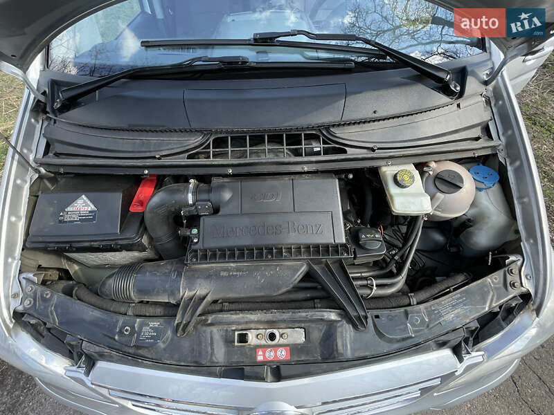 Минивэн Mercedes-Benz Vito 2010 в Пятихатках