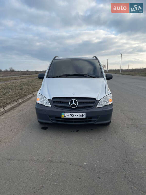 Mercedes-Benz Vito 2011