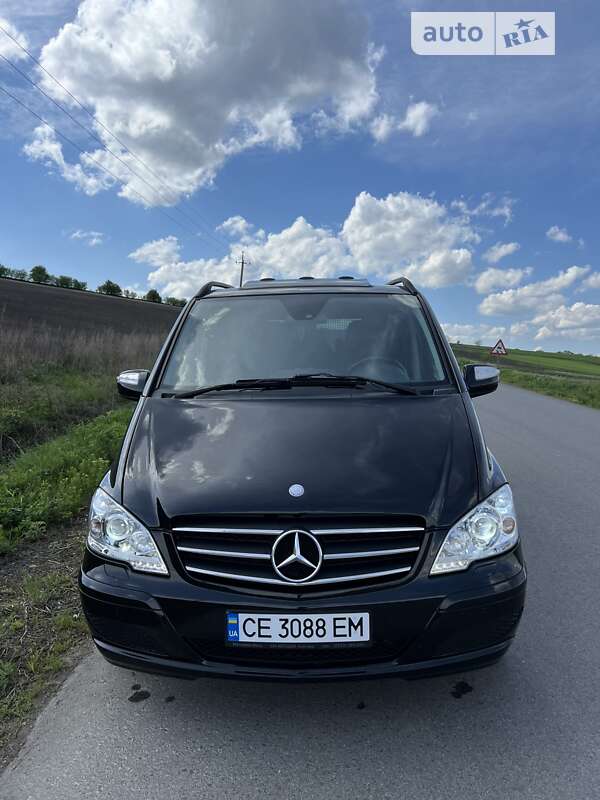 Минивэн Mercedes-Benz Vito 2004 в Новоселице