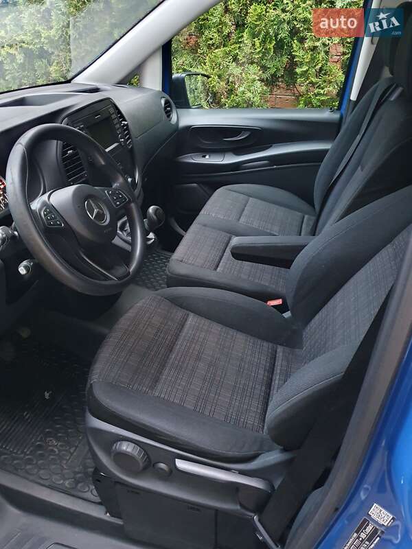 Минивэн Mercedes-Benz Vito 2017 в Черновцах