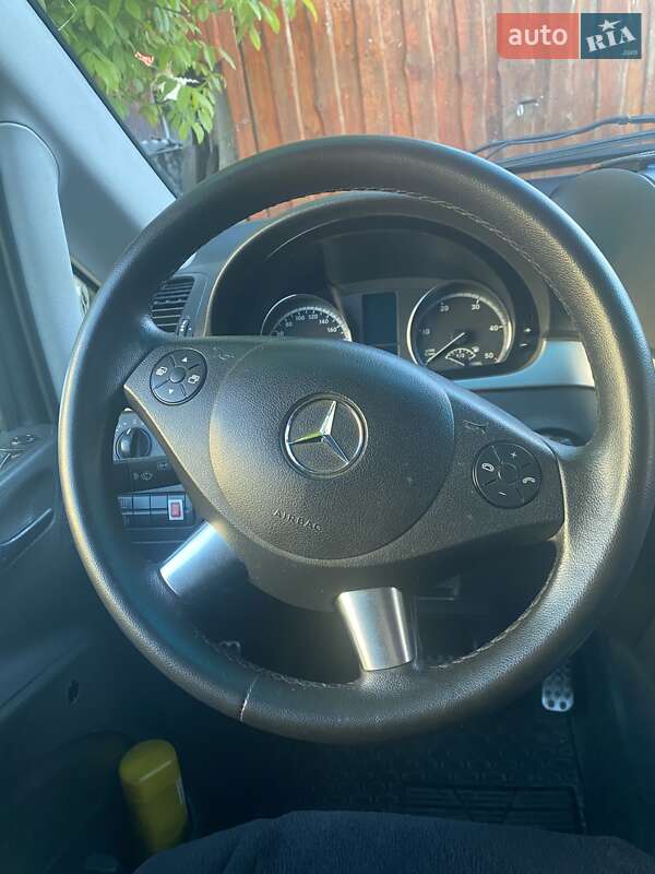 Минивэн Mercedes-Benz Vito 2011 в Рожнятове фото 4 Минивэн Mercedes-Benz Vito 2011 в Рожнятове