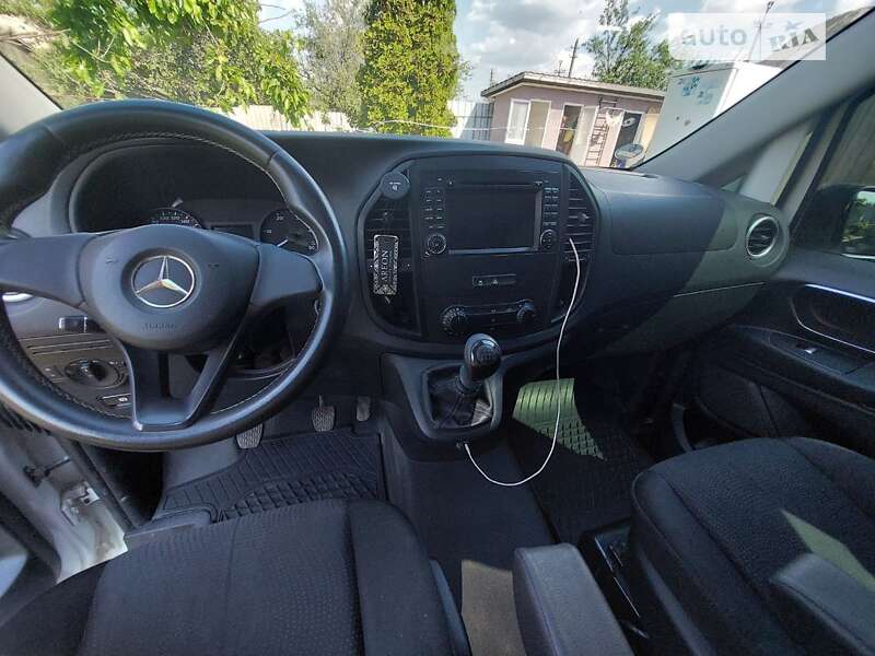Грузопассажирский фургон Mercedes-Benz Vito 2016 в Запорожье