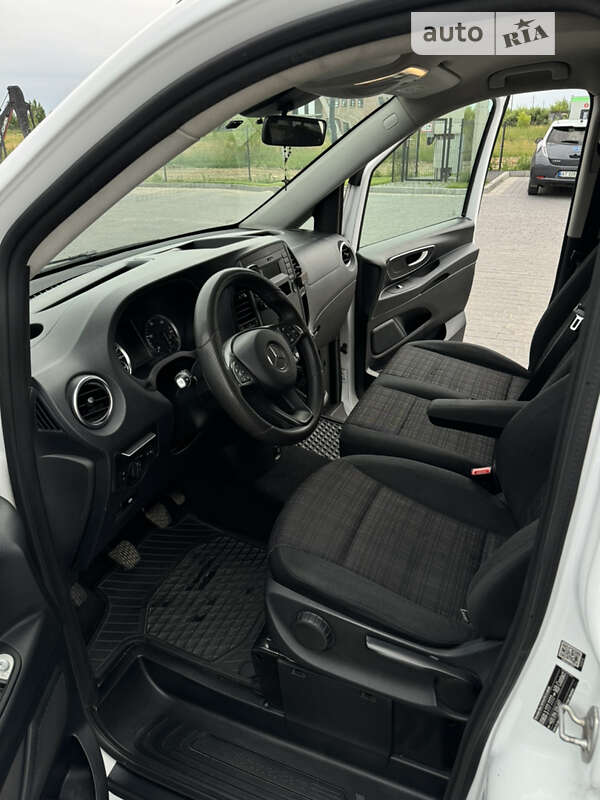 Мінівен Mercedes-Benz Vito 2016 в Івано-Франківську фото 20 Мінівен Mercedes-Benz Vito 2016 в Івано-Франківську