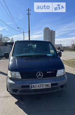 Вантажний фургон Mercedes-Benz Vito 2002 в Києві