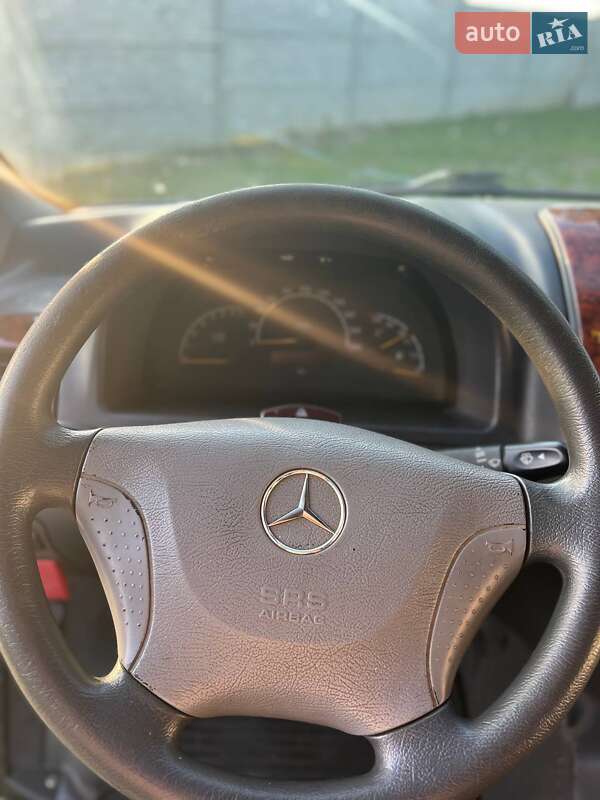 Минивэн Mercedes-Benz Vito 2001 в Ровно