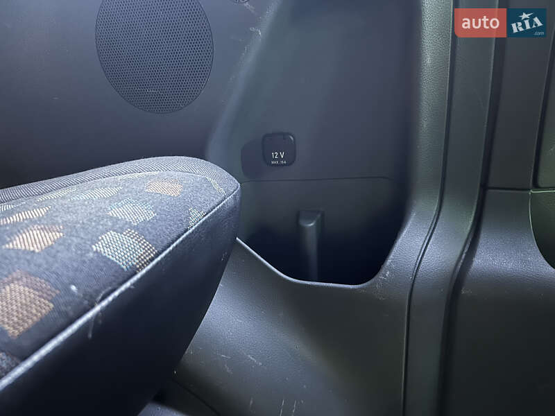 Мінівен Mercedes-Benz Vito 2004 в Полтаві