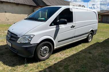 Вантажний фургон Mercedes-Benz Vito 2012 в Старій Вижівці