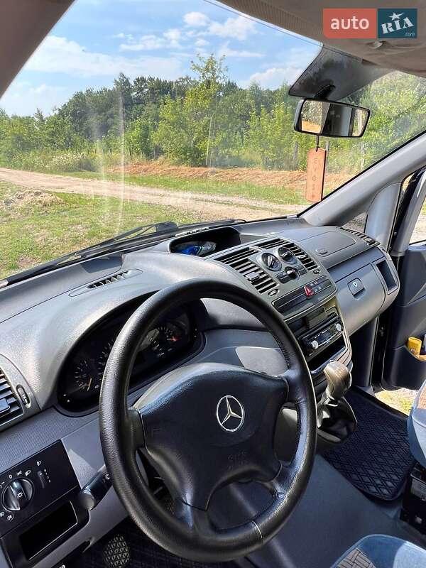 Мінівен Mercedes-Benz Vito 2004 в Самборі