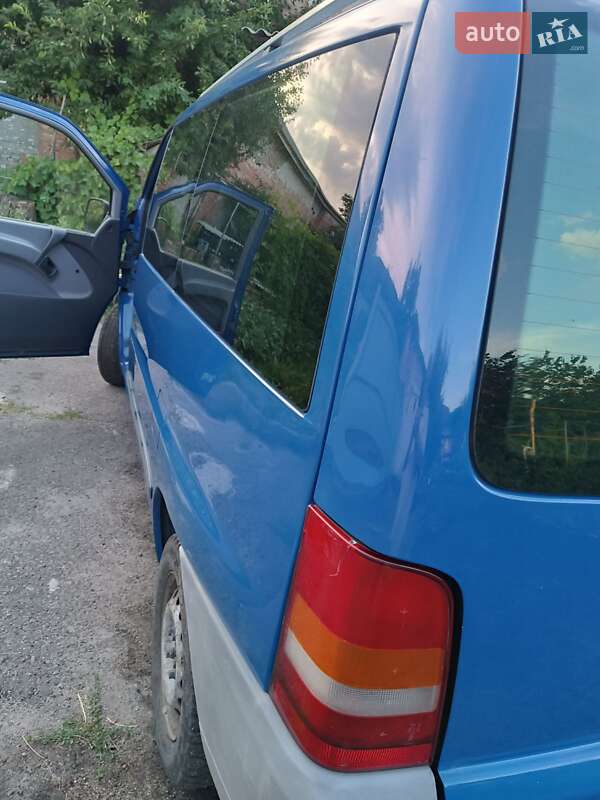Минивэн Mercedes-Benz Vito 2002 в Черкассах