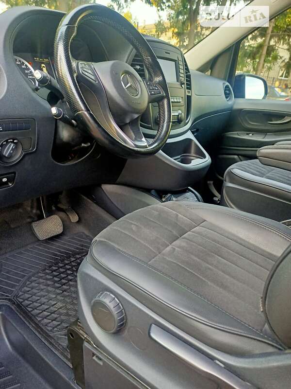 Минивэн Mercedes-Benz Vito 2017 в Борисполе