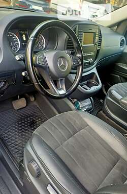 Минивэн Mercedes-Benz Vito 2017 в 