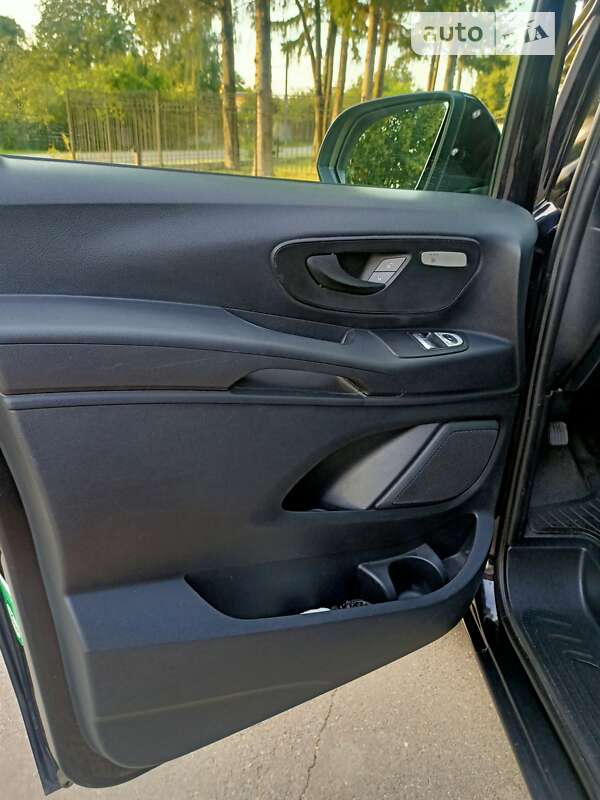 Минивэн Mercedes-Benz Vito 2017 в Борисполе
