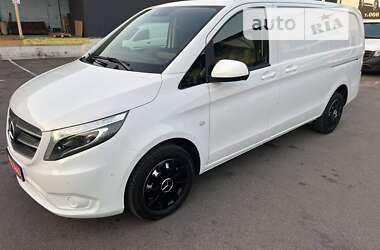 Вантажний фургон Mercedes-Benz Vito 2019 в Луцьку