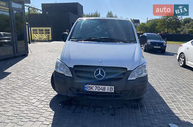 Минивэн Mercedes-Benz Vito 2006 в Рокитном