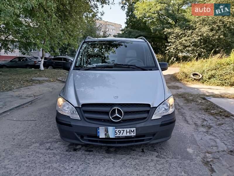 Минивэн Mercedes-Benz Vito 2011 в Ровно