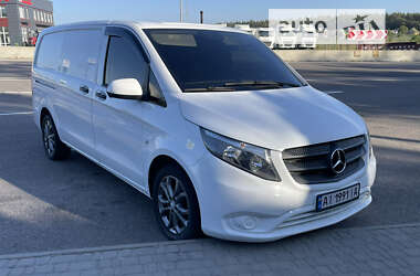 Вантажний фургон Mercedes-Benz Vito 2016 в Києві