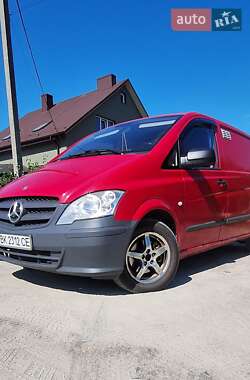 Грузовой фургон Mercedes-Benz Vito 2013 в Костополе