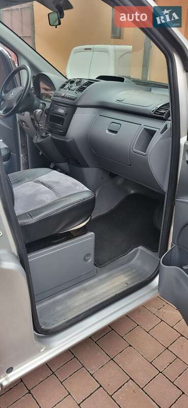 Минивэн Mercedes-Benz Vito 2009 в Староконстантинове