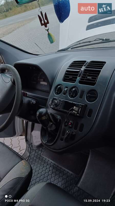 Минивэн Mercedes-Benz Vito 2002 в Коломые