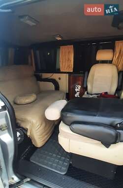 Грузопассажирский фургон Mercedes-Benz Vito 2003 в 