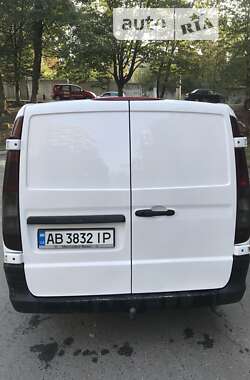 Грузопассажирский фургон Mercedes-Benz Vito 2005 в Виннице