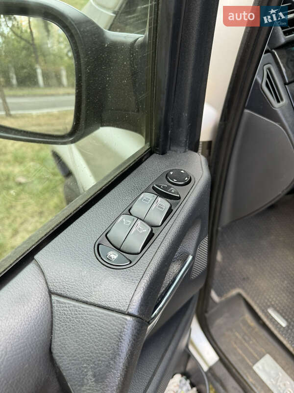 Минивэн Mercedes-Benz Vito 2008 в Киеве фото 10 Минивэн Mercedes-Benz Vito 2008 в Киеве