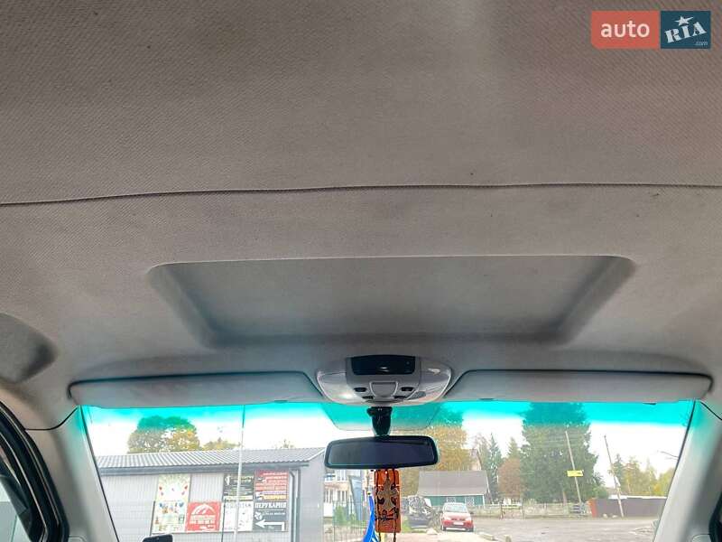 Минивэн Mercedes-Benz Vito 2011 в Рокитном