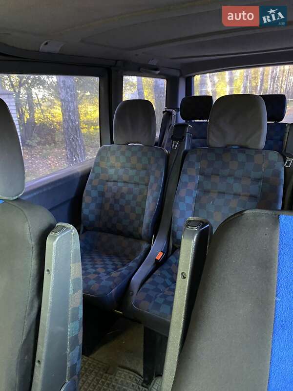 Минивэн Mercedes-Benz Vito 2002 в Черновцах фото 6 Минивэн Mercedes-Benz Vito 2002 в Черновцах