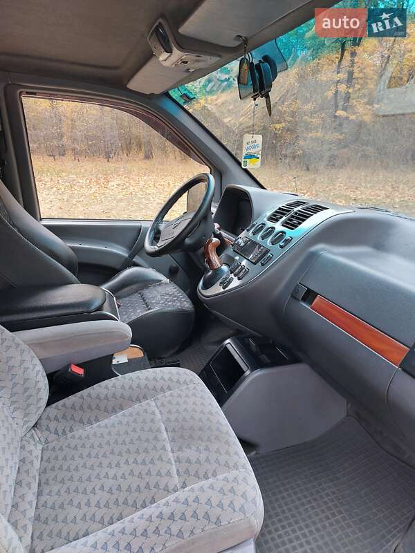 Минивэн Mercedes-Benz Vito 1998 в Новомосковске фото 7 Минивэн Mercedes-Benz Vito 1998 в Новомосковске