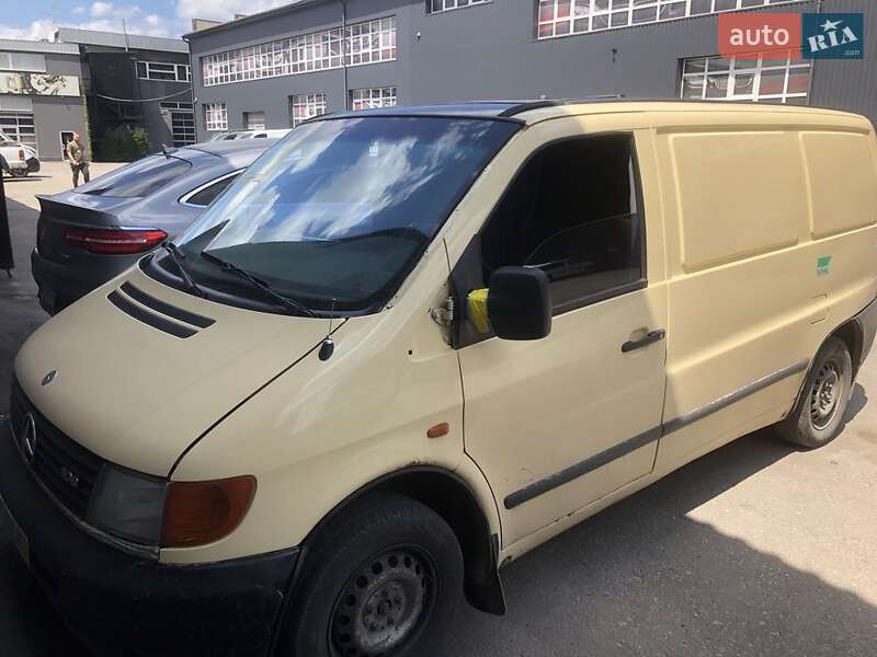 Вантажний фургон Mercedes-Benz Vito 2000 в Харкові