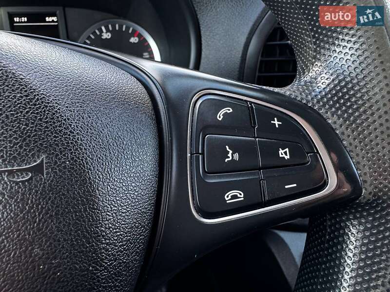 Вантажний фургон Mercedes-Benz Vito 2018 в Дніпрі