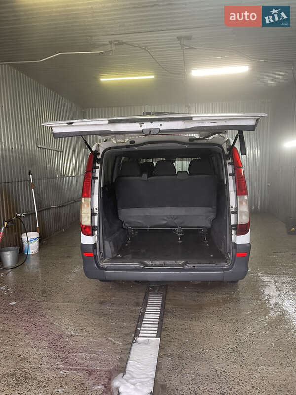 Минивэн Mercedes-Benz Vito 2012 в Перегинском