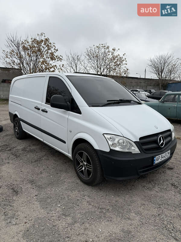 Mercedes-Benz Vito 2011