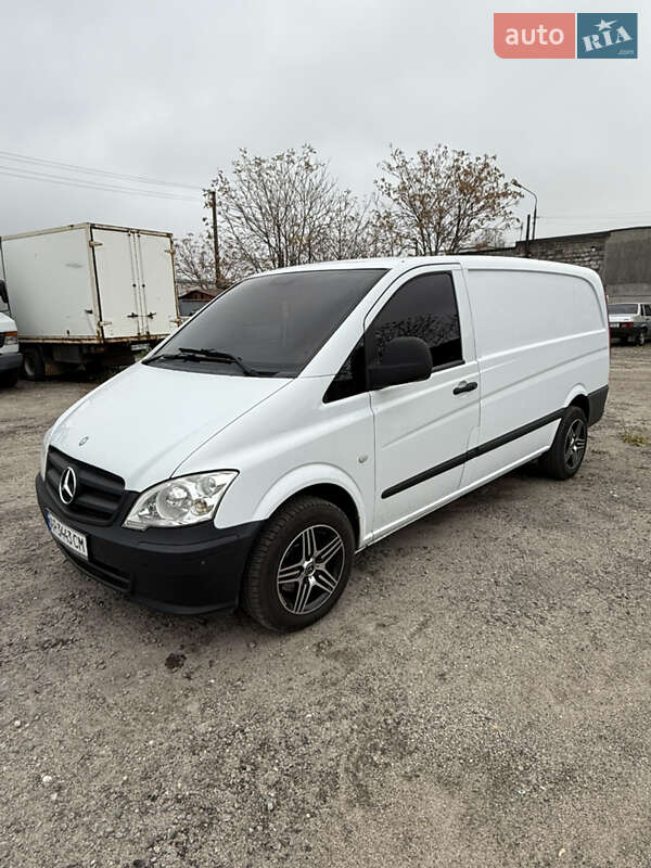 Грузовой фургон Mercedes-Benz Vito 2011 в Запорожье