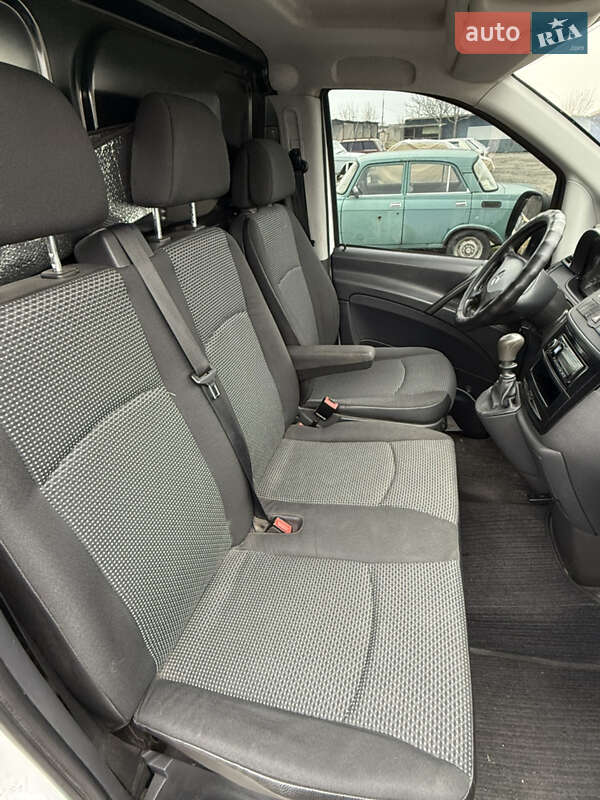 Грузовой фургон Mercedes-Benz Vito 2011 в Запорожье