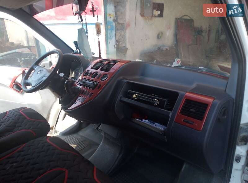 Минивэн Mercedes-Benz Vito 2001 в Каменец-Подольском