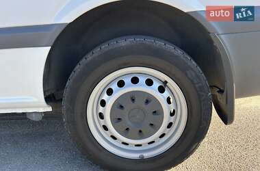 Грузовой фургон Mercedes-Benz Vito 2011 в 