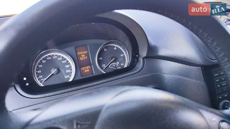 Грузовой фургон Mercedes-Benz Vito 2011 в Запорожье