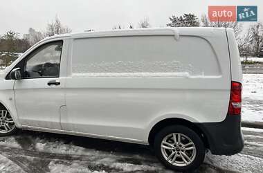 Вантажний фургон Mercedes-Benz Vito 2017 в Києві