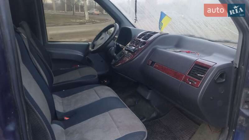 Інші вантажівки Mercedes-Benz Vito 2001 в Чернівцях